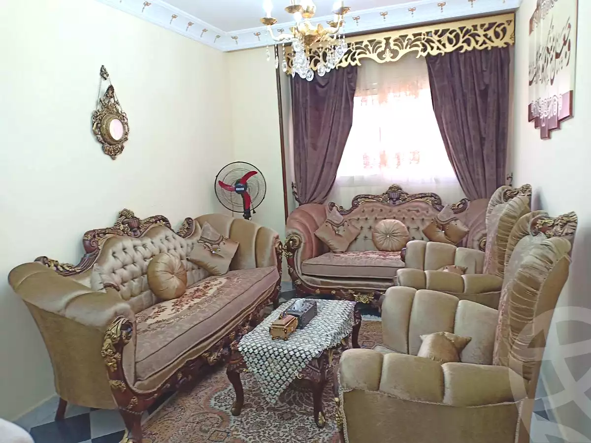 https://aqarmap.com.eg/ar/listing/7098001-for-sale-cairo-helwan-helwan-el-sharkeya-mostafa-safwat-st