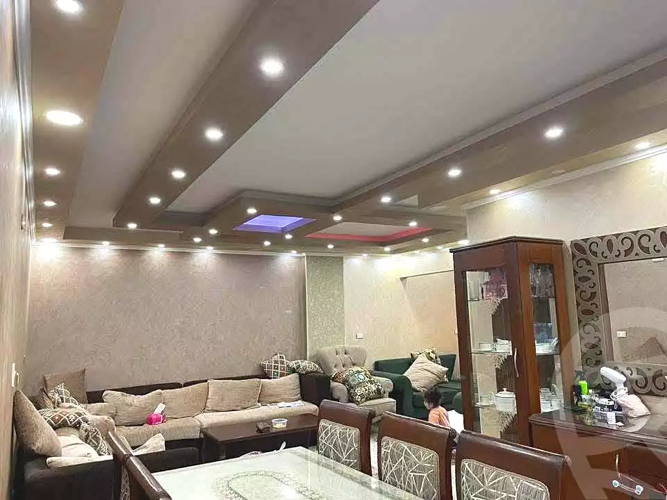 https://aqarmap.com.eg/en/listing/7098009-for-sale-cairo-helwan-mahmoud-zaki-st