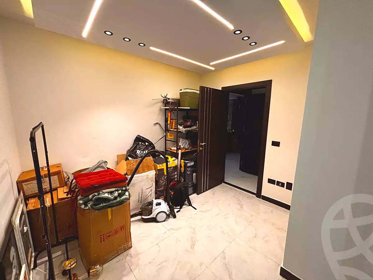 https://aqarmap.com.eg/ar/listing/6967655-for-sale-cairo-mokattam-lhdb-l-ly-shareaa-9