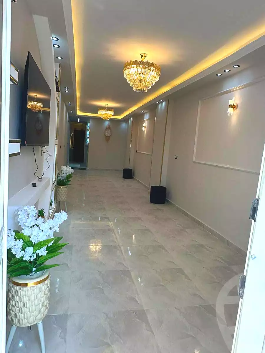 https://aqarmap.com.eg/ar/listing/7098212-for-sale-cairo-ain-shams-ahmed-esmat-st