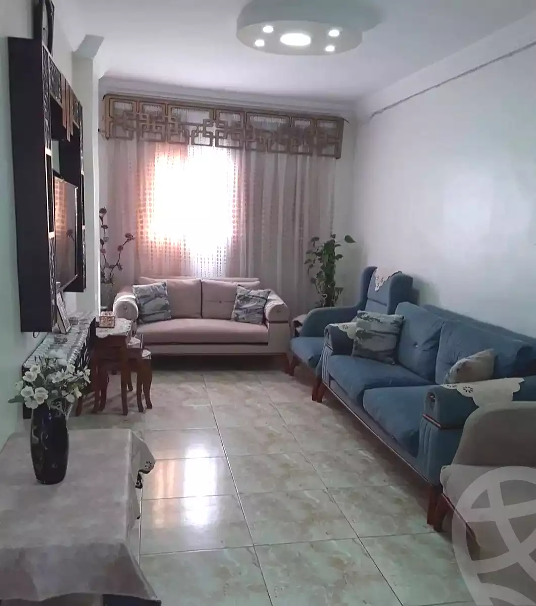 https://aqarmap.com.eg/en/listing/7098300-for-sale-alexandria-el-mandara-alex-el-mandara-bahri