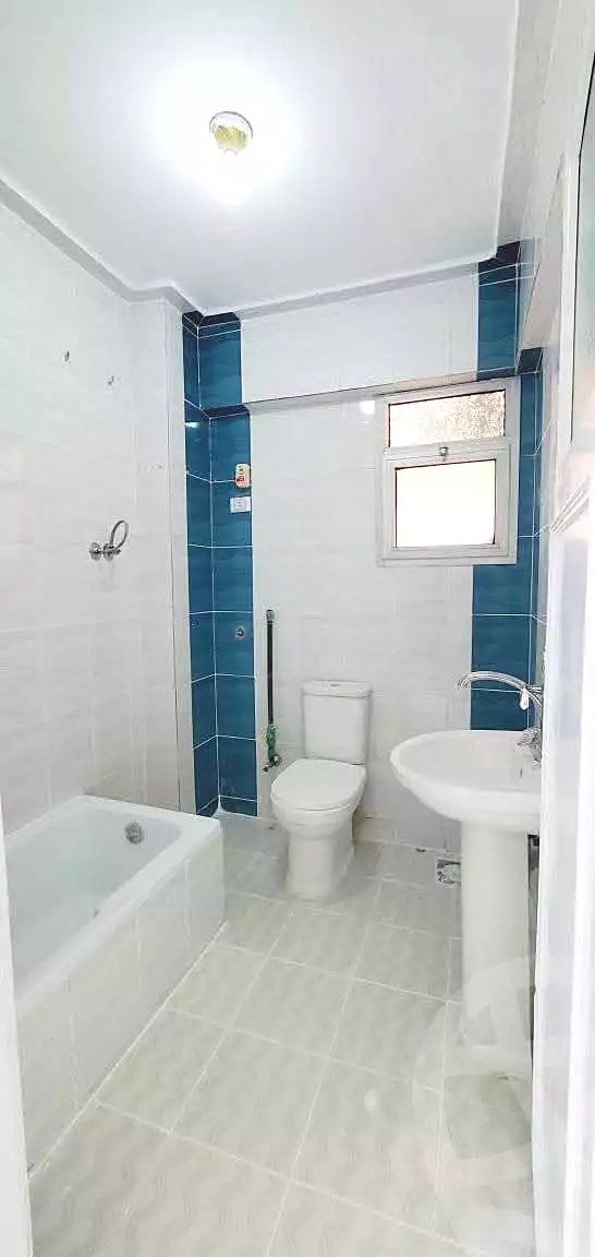 https://aqarmap.com.eg/ar/listing/7098330-for-sale-alexandria-al-agamy-shataa-el-nakheel-street-10