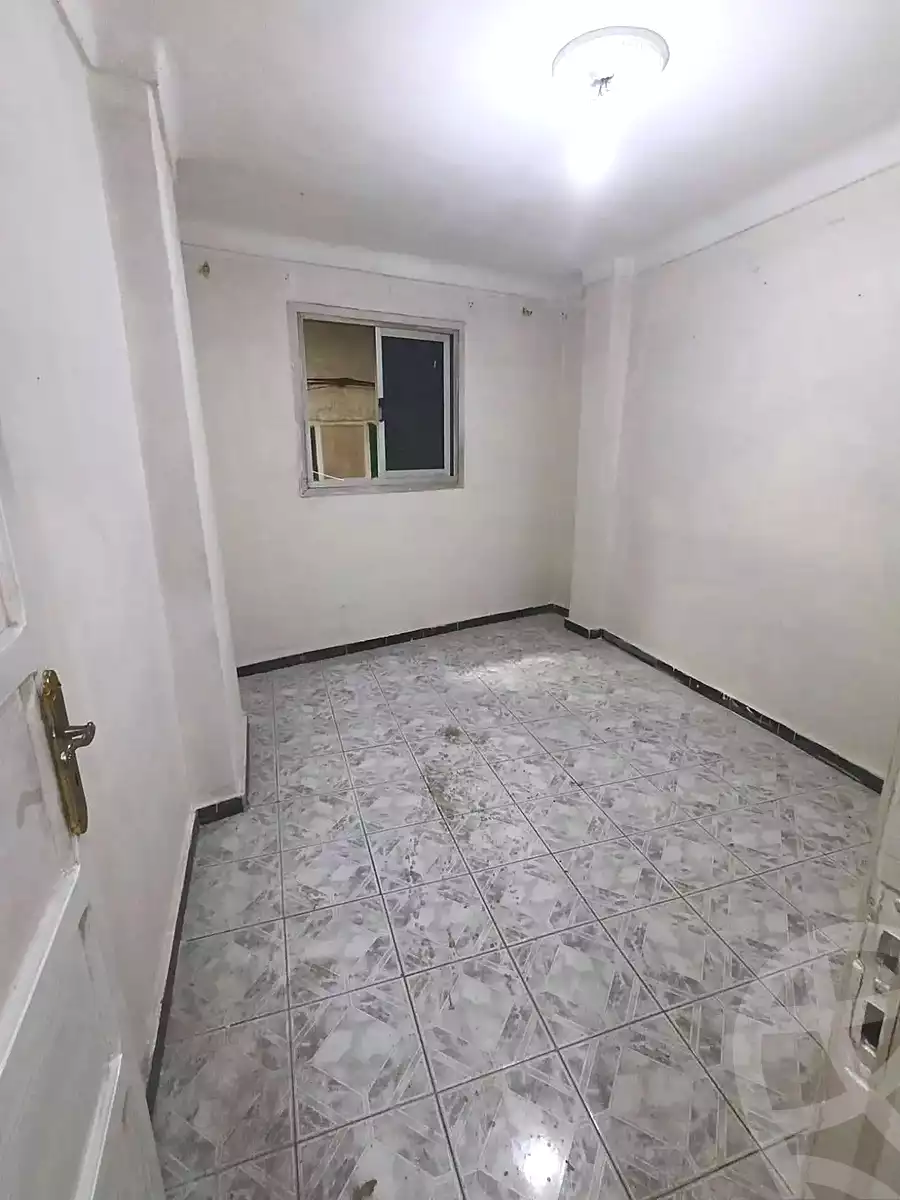 https://aqarmap.com.eg/en/listing/7098469-for-sale-alexandria-el-asafra-shr-45