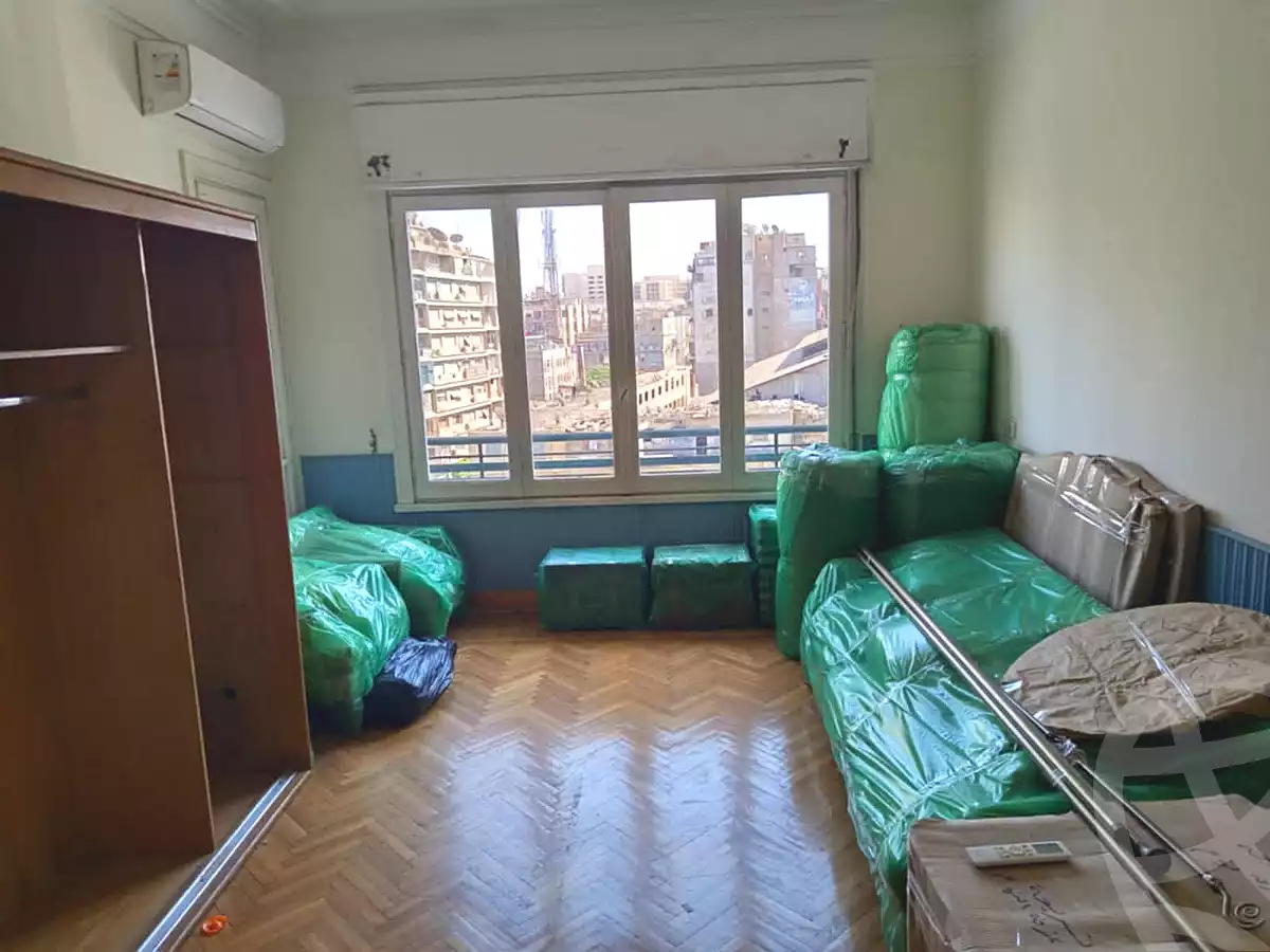 https://aqarmap.com.eg/en/listing/7098572-for-rent-cairo-downtown-bab-el-loaa-el-tahrir-st
