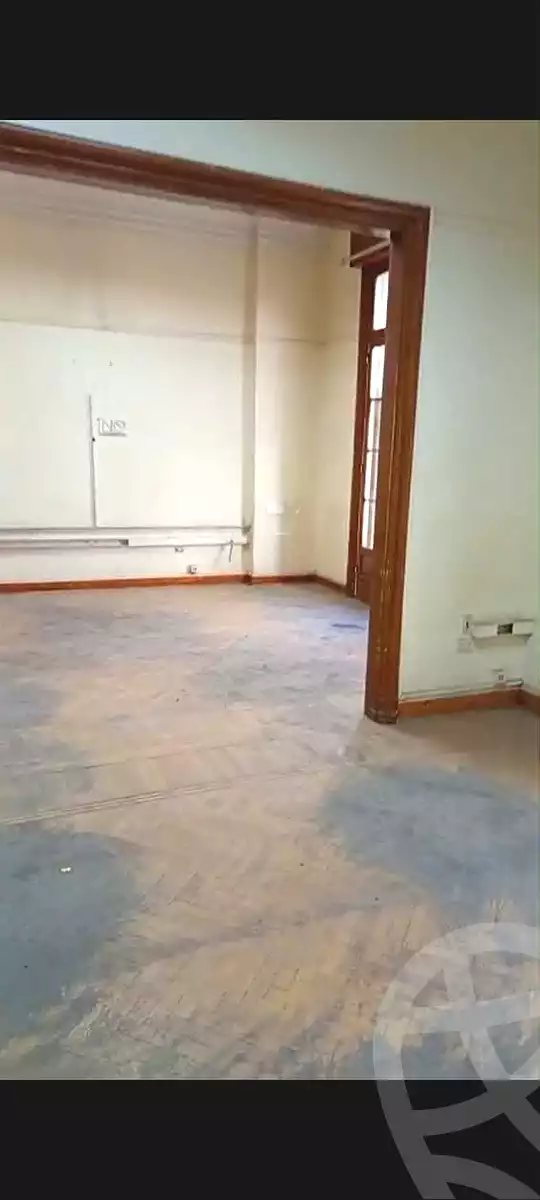 https://aqarmap.com.eg/ar/listing/7098591-for-rent-cairo-downtown-abdeen-el-gomhoreya-st