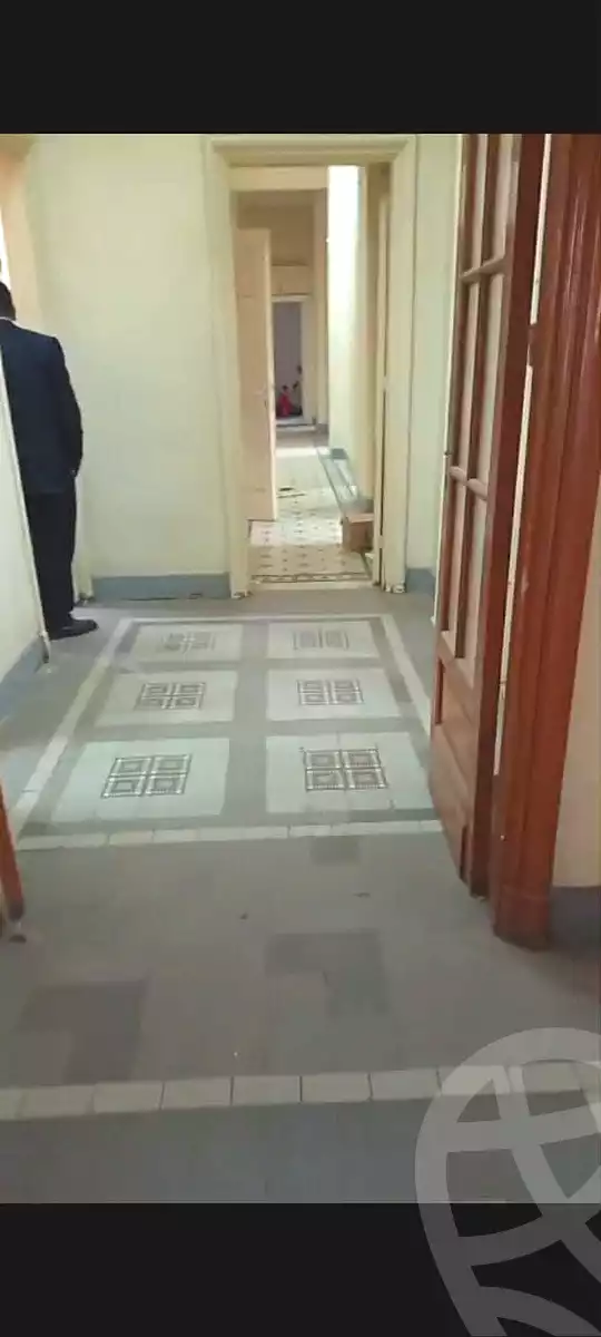 https://aqarmap.com.eg/ar/listing/7098591-for-rent-cairo-downtown-abdeen-el-gomhoreya-st