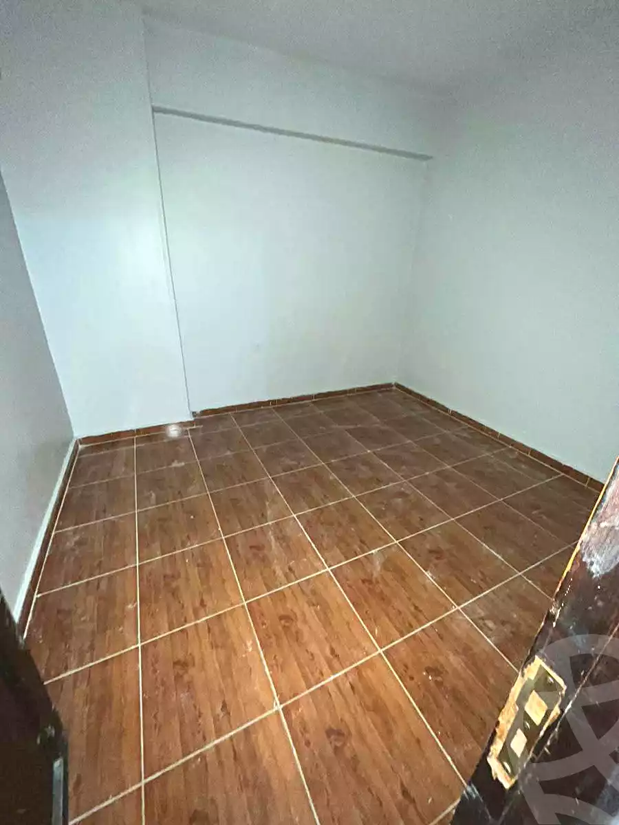 https://aqarmap.com.eg/en/listing/7098642-for-sale-alexandria-lsywf-el-falki