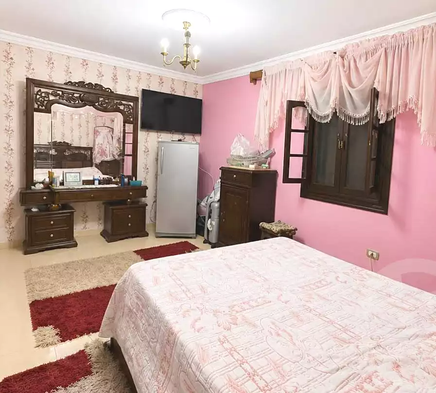 https://aqarmap.com.eg/en/listing/7098708-for-sale-alexandria-ganaklis-shr-mrtdy-bsh