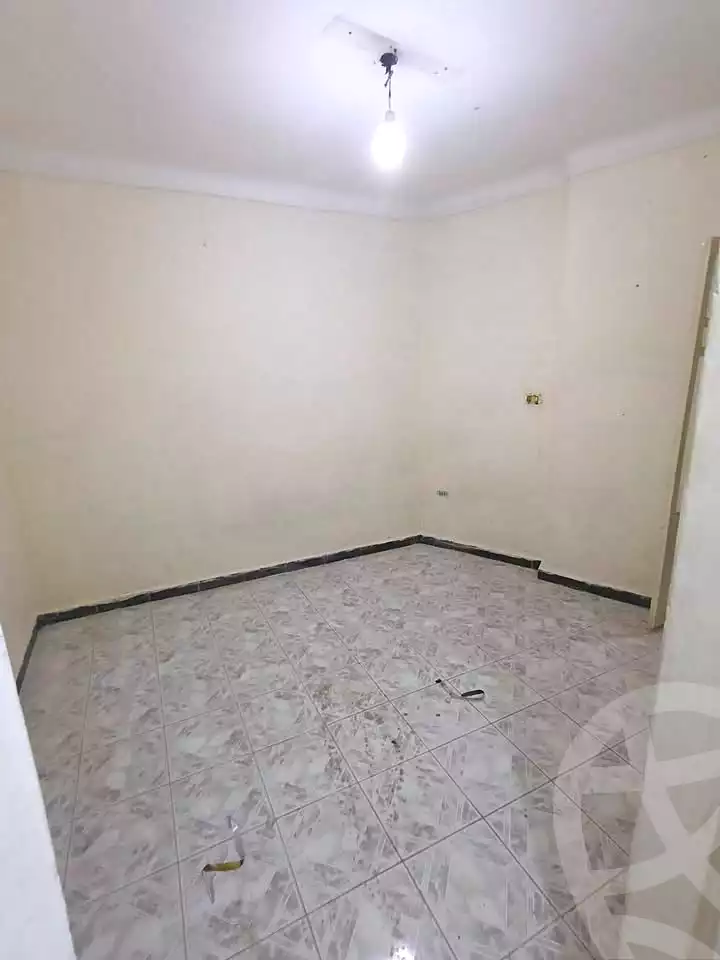 https://aqarmap.com.eg/ar/listing/7098748-for-sale-alexandria-el-asafra-shr-45