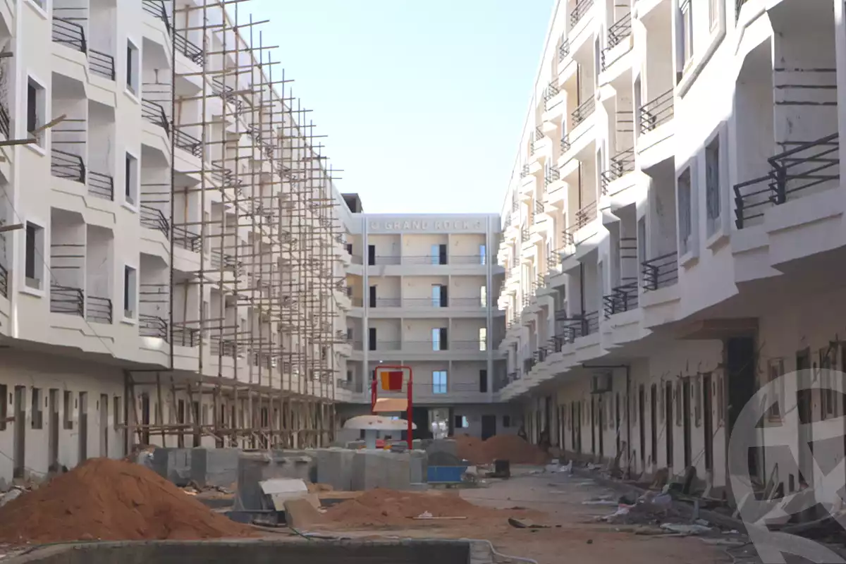 https://aqarmap.com.eg/ar/listing/7098808-for-sale-red-sea-hurghada-resorts-grand-rock-resort-al-hares