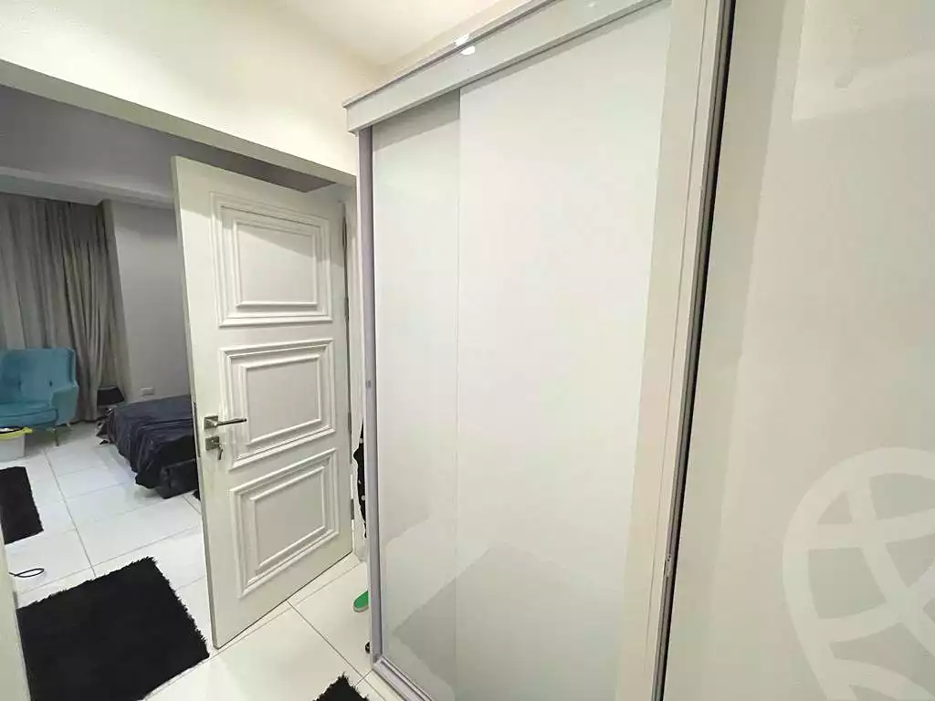 3 BR Apartment in Eastown, photo 6 of 15