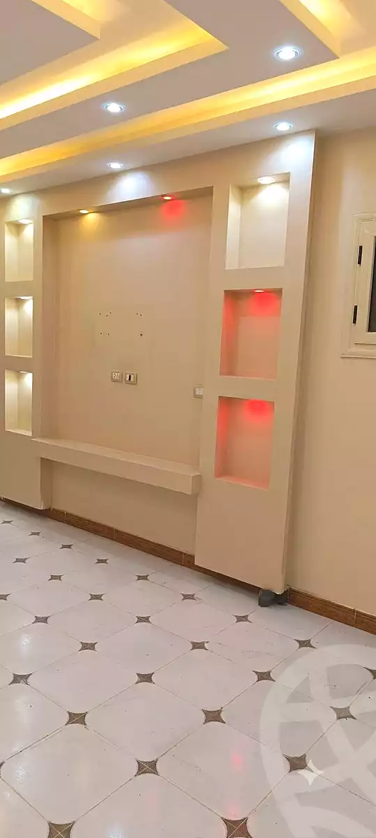 https://aqarmap.com.eg/ar/listing/7098976-for-sale-cairo-el-haram-shareaa-khatem-el-morsalen