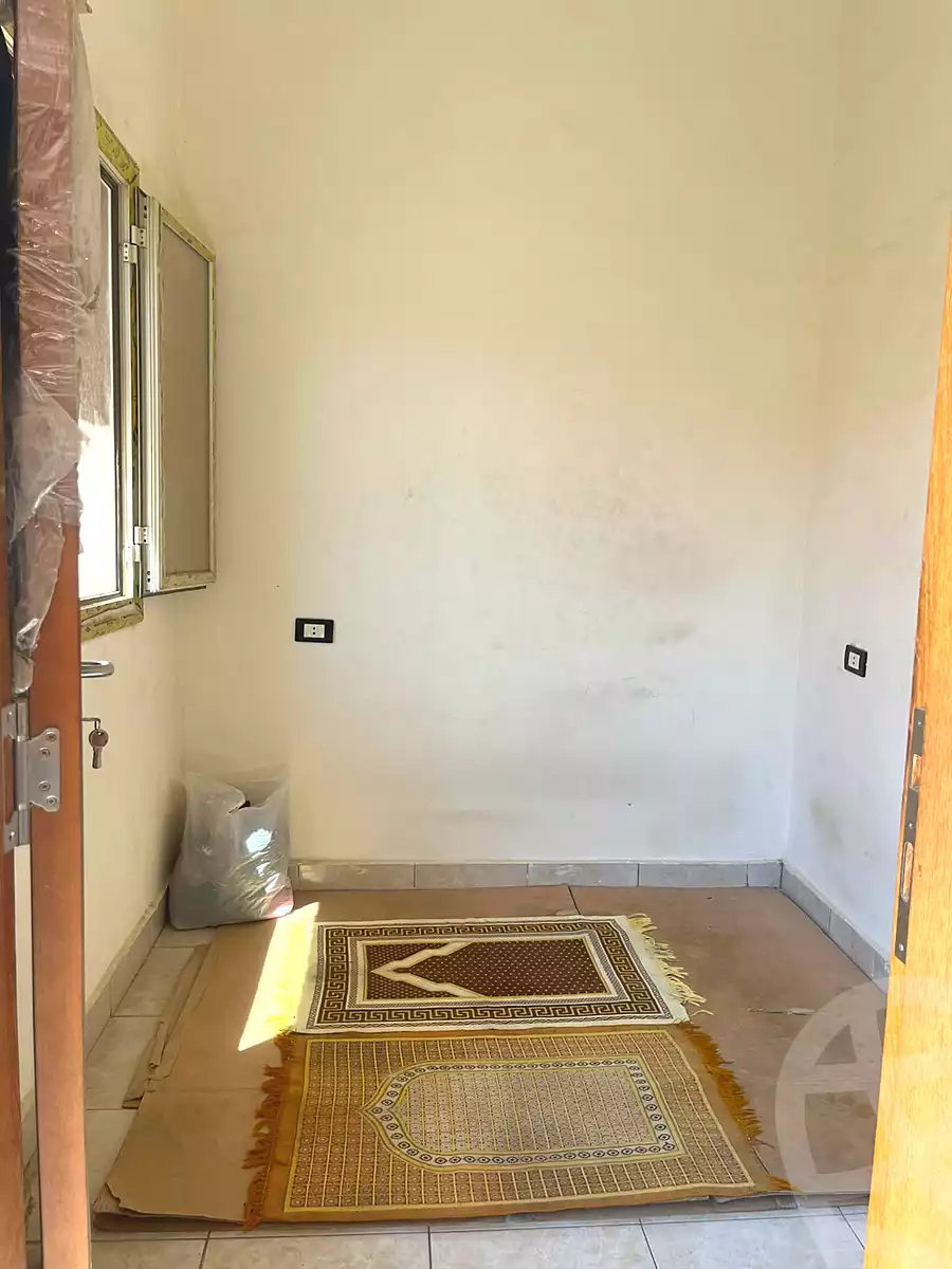 https://aqarmap.com.eg/ar/listing/7099196-for-rent-cairo-badr-city-manteqat-el-800-fadan