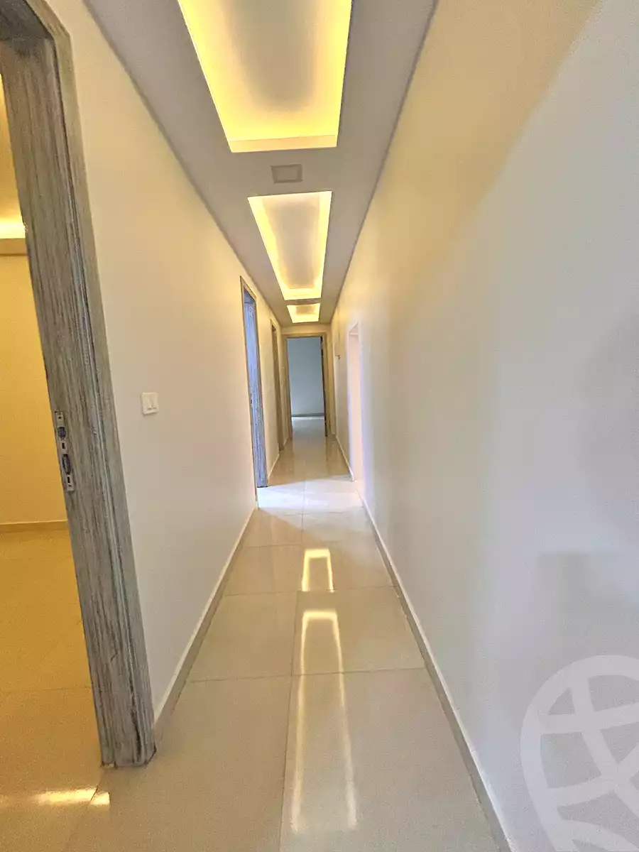 https://aqarmap.com.eg/ar/listing/7099217-for-sale-cairo-new-cairo-ganob-el-akadamiya-south-academy-h-amr-ibn-el-ass-st