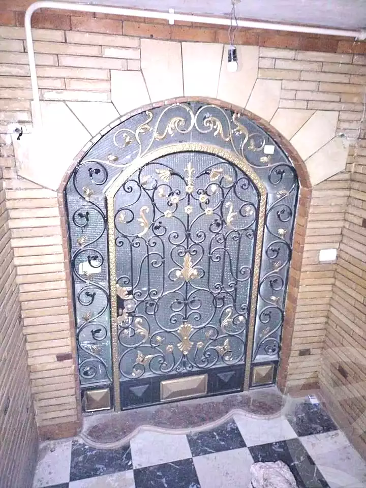 https://aqarmap.com.eg/ar/listing/7099515-for-sale-alexandria-lsywf-el-falki