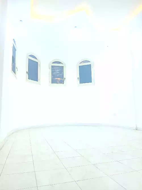 https://aqarmap.com.eg/ar/listing/7098899-for-rent-cairo-new-cairo-el-ahyaa-first-neighborhood-street-1
