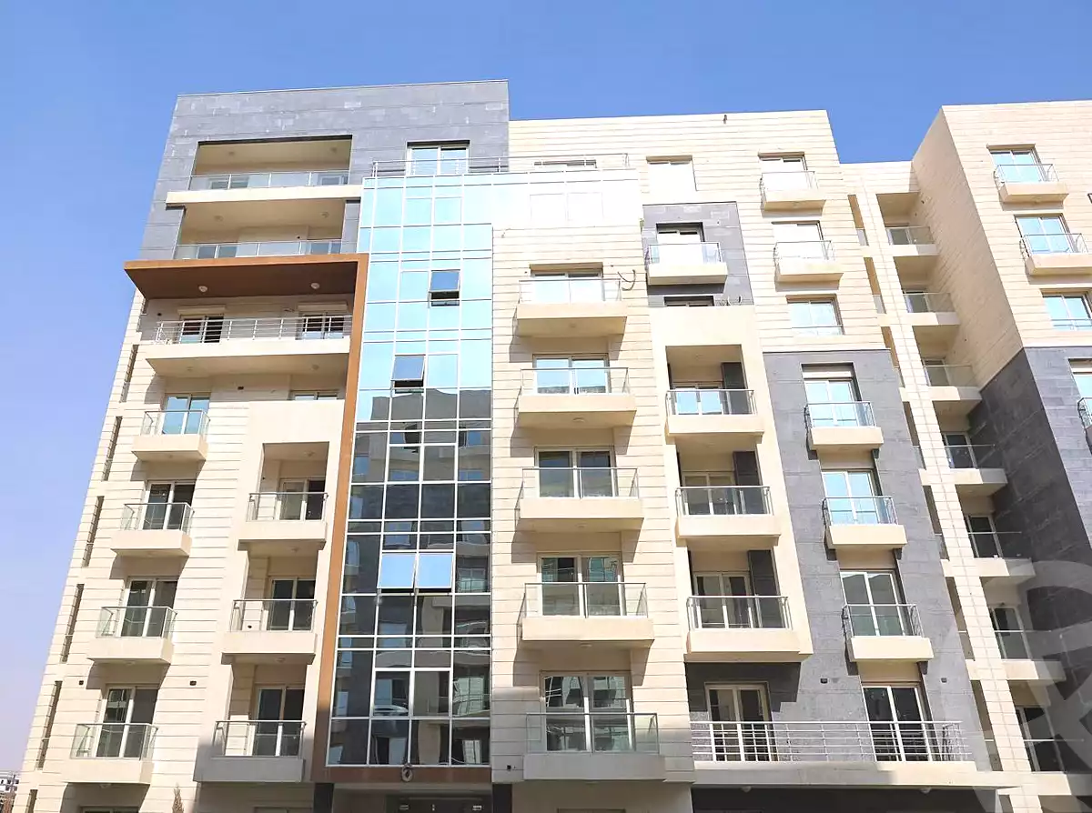 https://aqarmap.com.eg/ar/listing/7099781-for-sale-cairo-new-administrative-capital-r7-oia