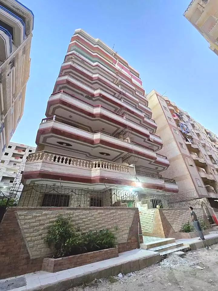 https://aqarmap.com.eg/ar/listing/7099936-for-sale-alexandria-al-agamy-shataa-el-nakheel
