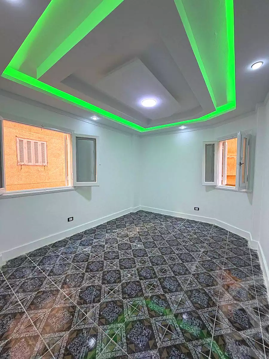 https://aqarmap.com.eg/ar/listing/7100025-for-sale-alexandria-al-agamy-shataa-el-nakheel