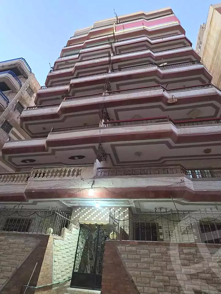 https://aqarmap.com.eg/ar/listing/7100030-for-sale-alexandria-al-agamy-shataa-el-nakheel