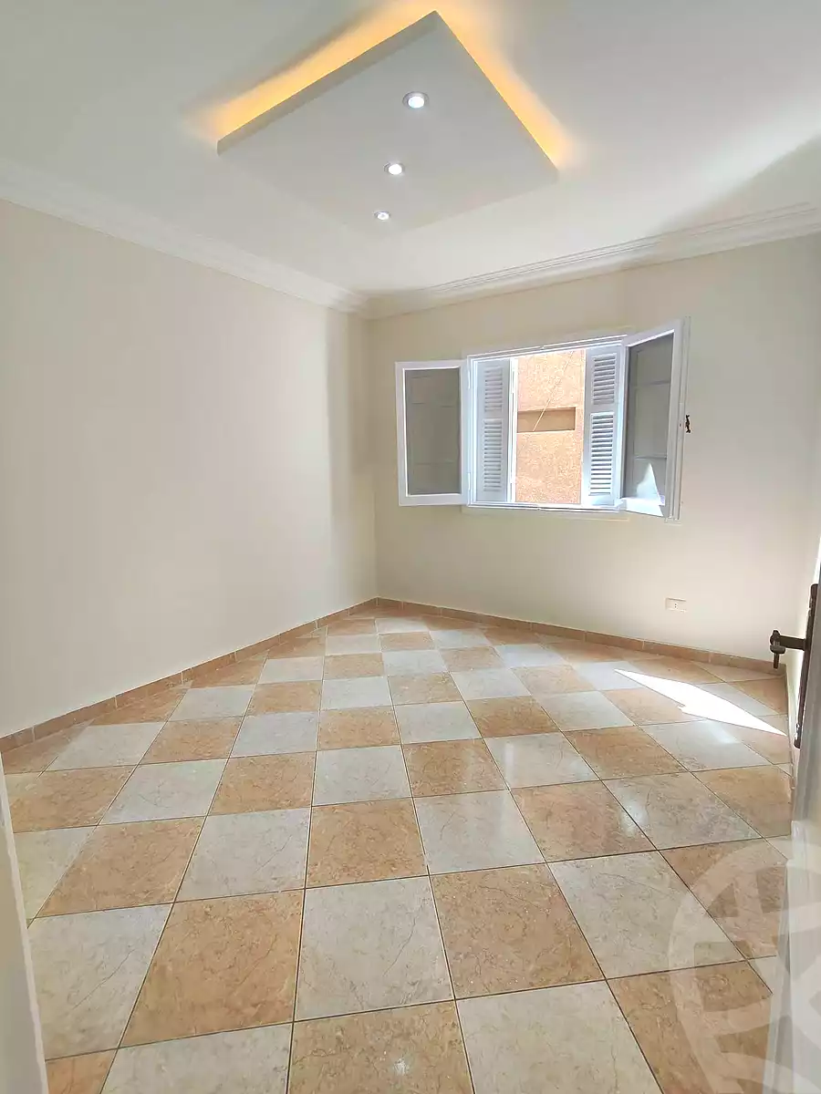 https://aqarmap.com.eg/en/listing/7100035-for-sale-alexandria-el-asafra-shr-45