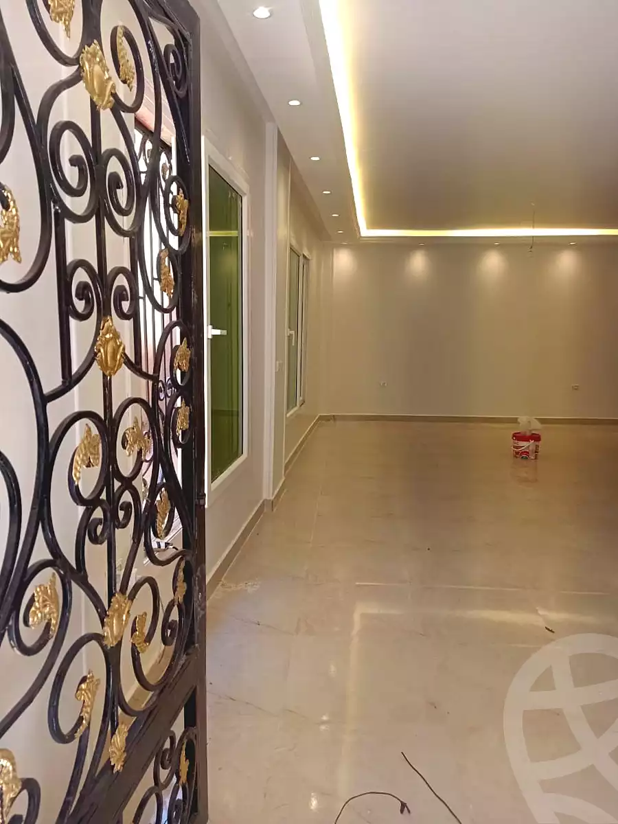 https://aqarmap.com.eg/ar/listing/7100071-for-rent-cairo-new-cairo-south-investors-zizinia-st