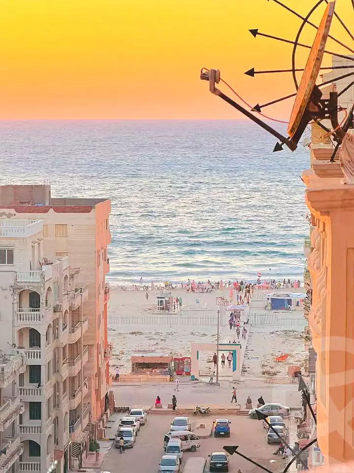 https://aqarmap.com.eg/ar/listing/7100084-for-sale-alexandria-al-agamy-shataa-el-nakheel