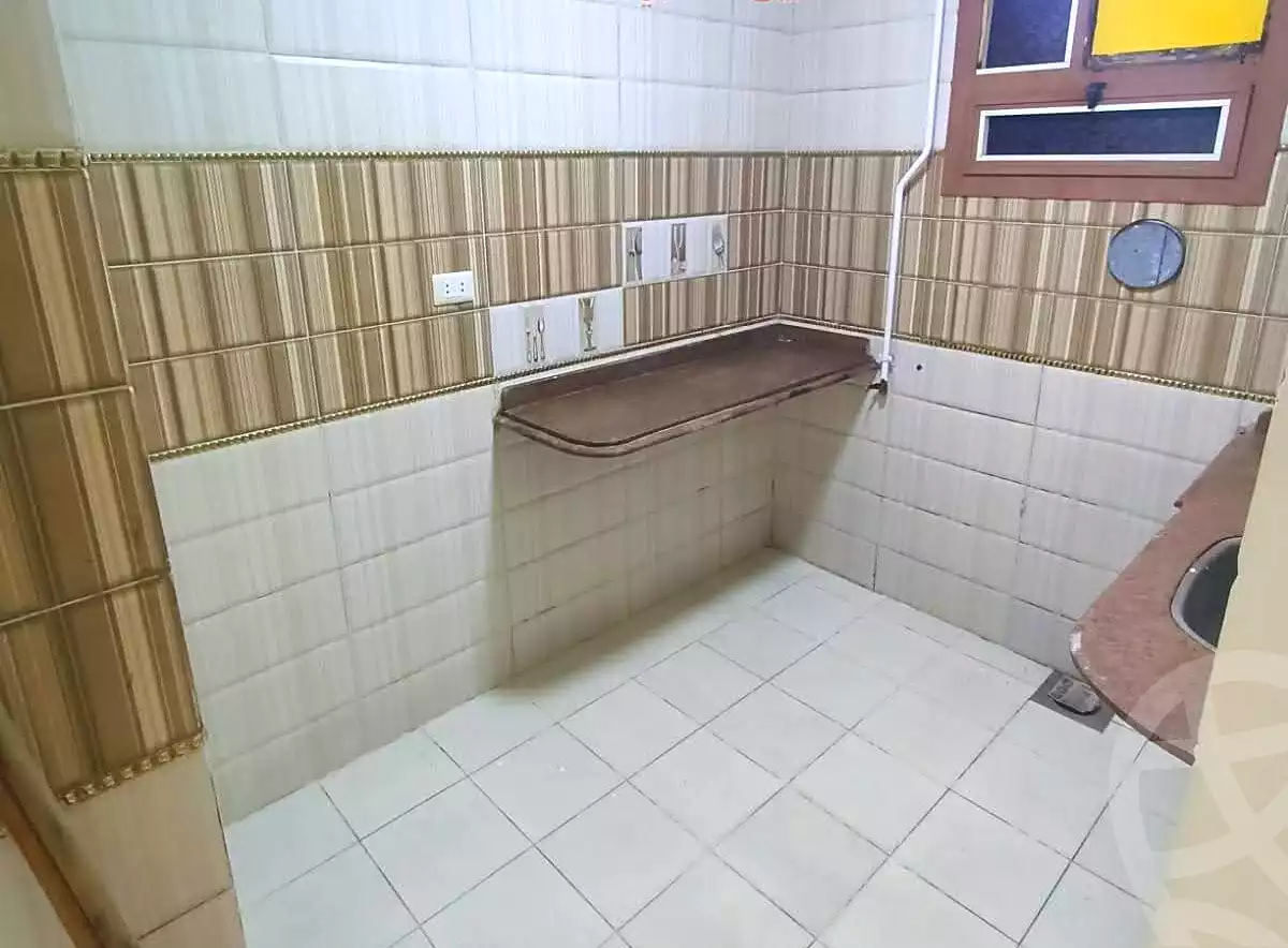 https://aqarmap.com.eg/ar/listing/7100142-for-sale-alexandria-lsywf-el-falki