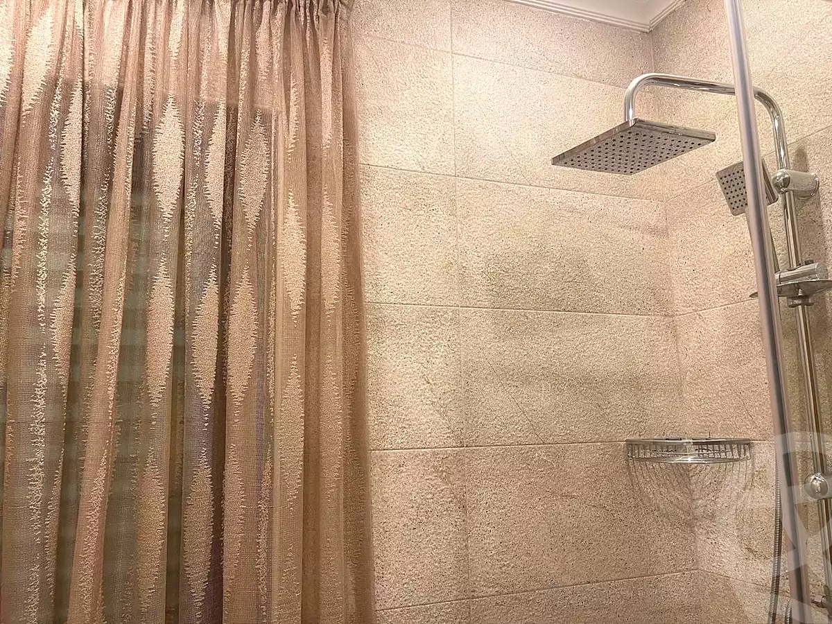 https://aqarmap.com.eg/ar/listing/7100181-for-rent-cairo-new-cairo-compounds-lake-view