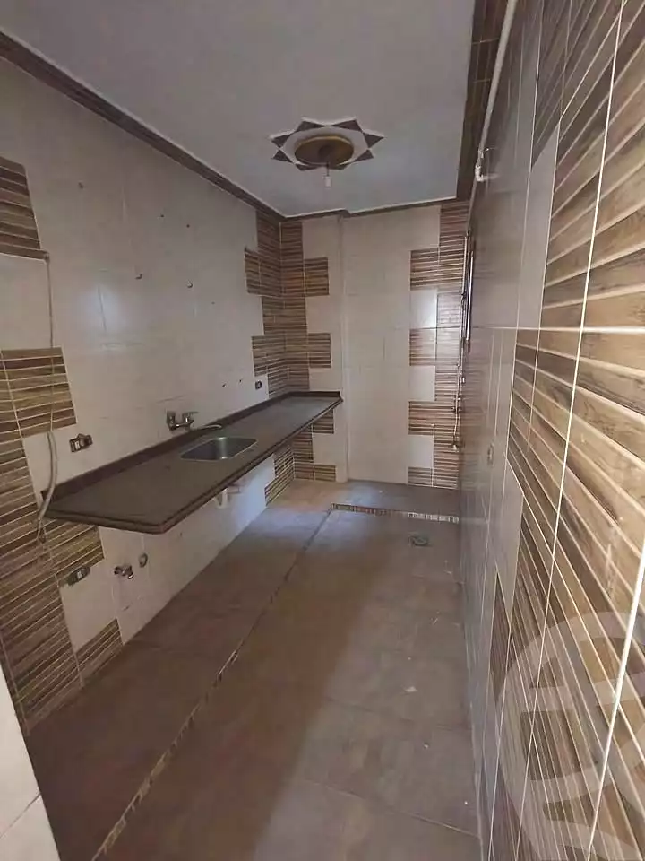 https://aqarmap.com.eg/ar/listing/7100267-for-sale-alexandria-lsywf-el-falki