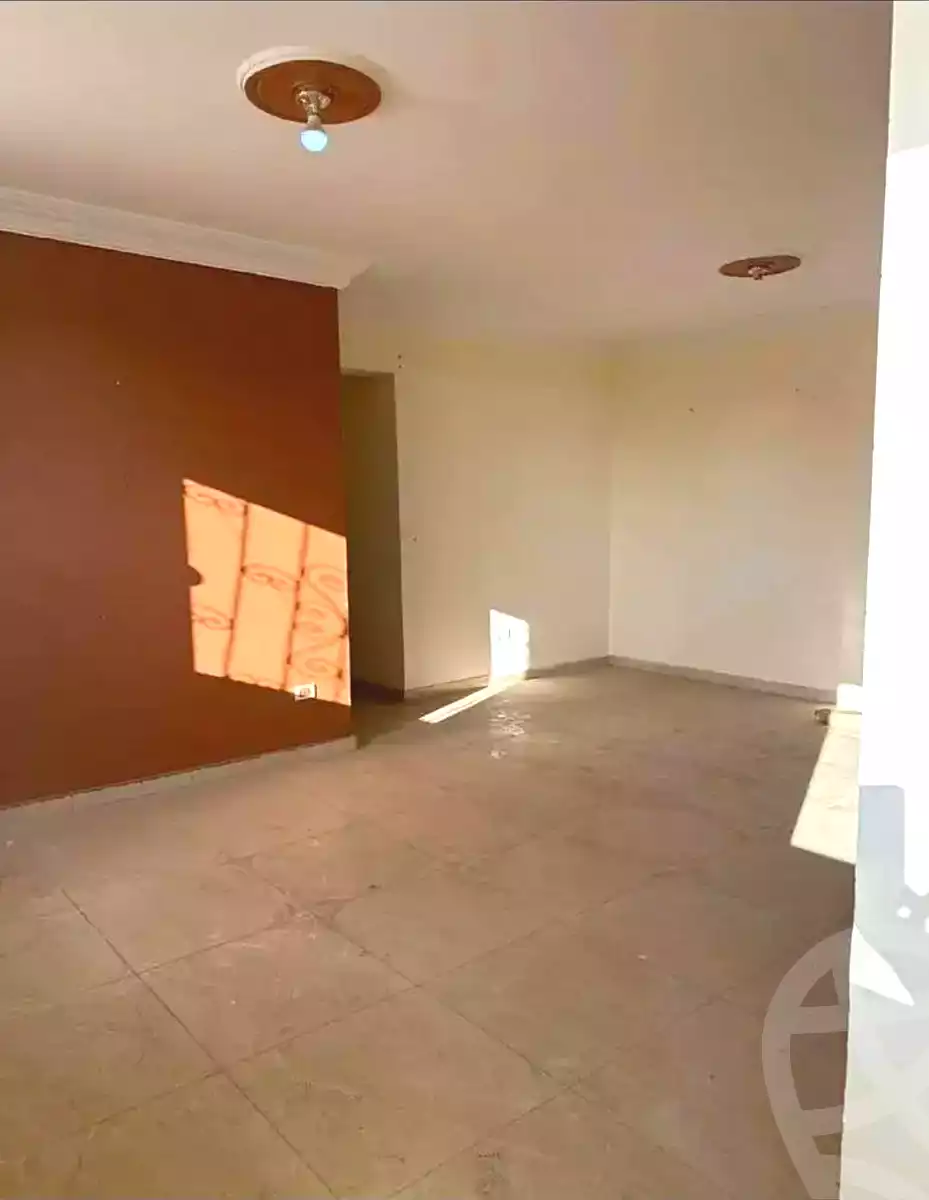 https://aqarmap.com.eg/ar/listing/7100468-for-rent-alexandria-sydy-bshr-sydy-bshr-bhry-shr-mhmwd-l-yswy