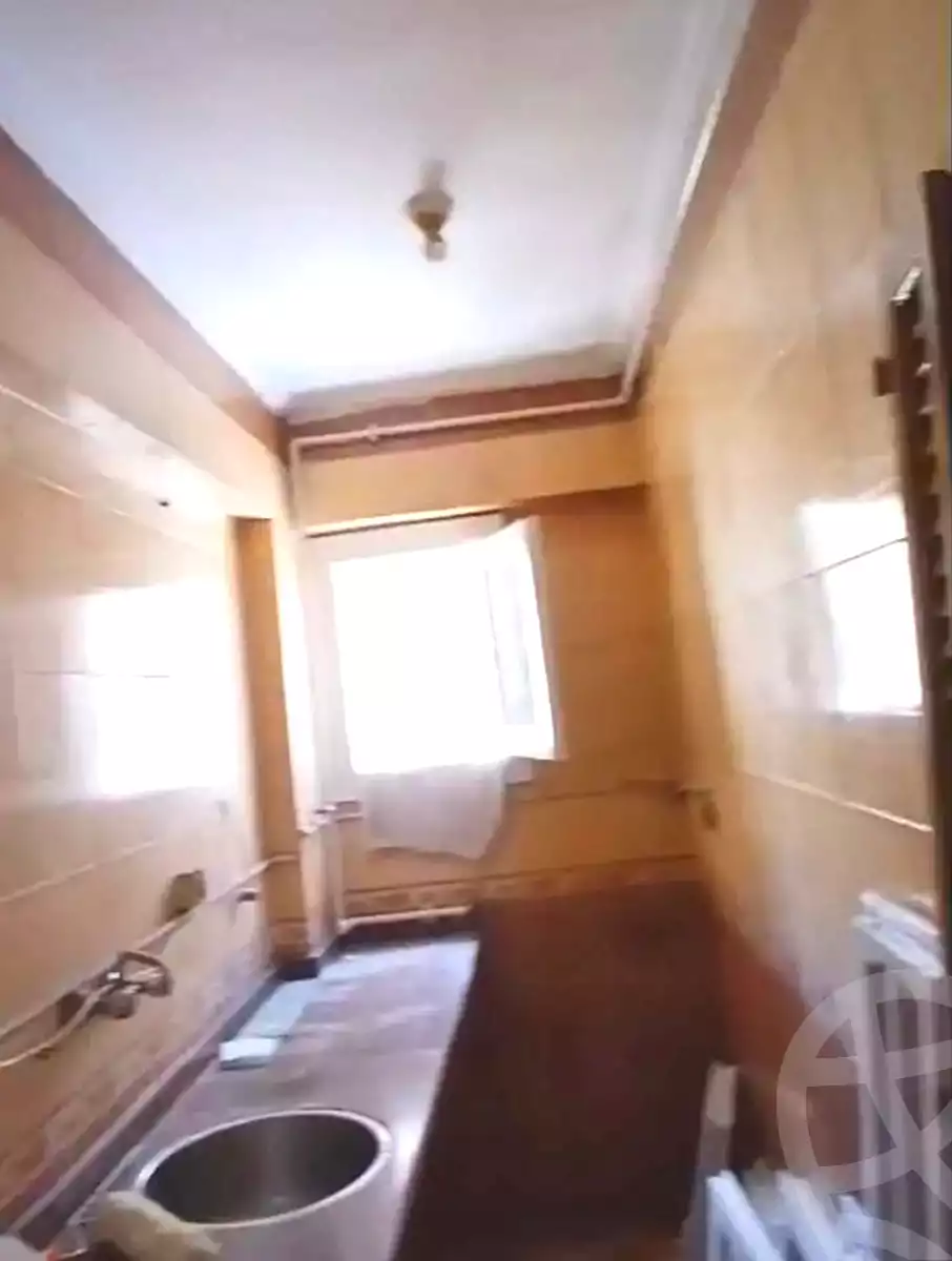 https://aqarmap.com.eg/ar/listing/7101037-for-sale-alexandria-sydy-bshr-sydy-bshr-bhry-gamal-abd-el-nasir-st