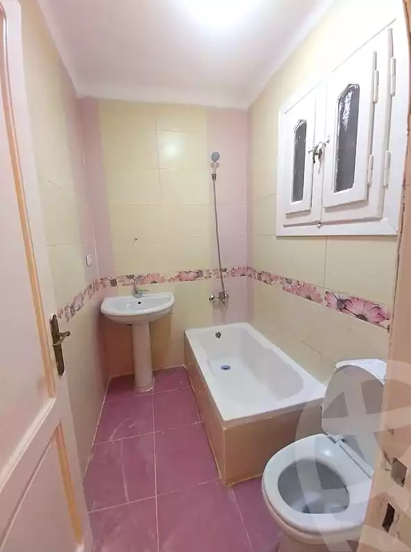 https://aqarmap.com.eg/ar/listing/7101044-for-sale-alexandria-al-agamy-shataa-el-nakheel