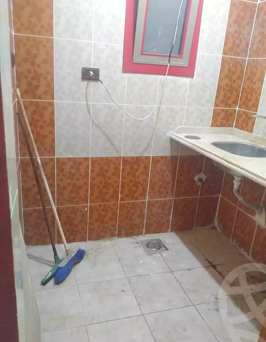 https://aqarmap.com.eg/ar/listing/7101069-for-rent-alexandria-al-agamy-el-hanouvel-al-asdakaa-st
