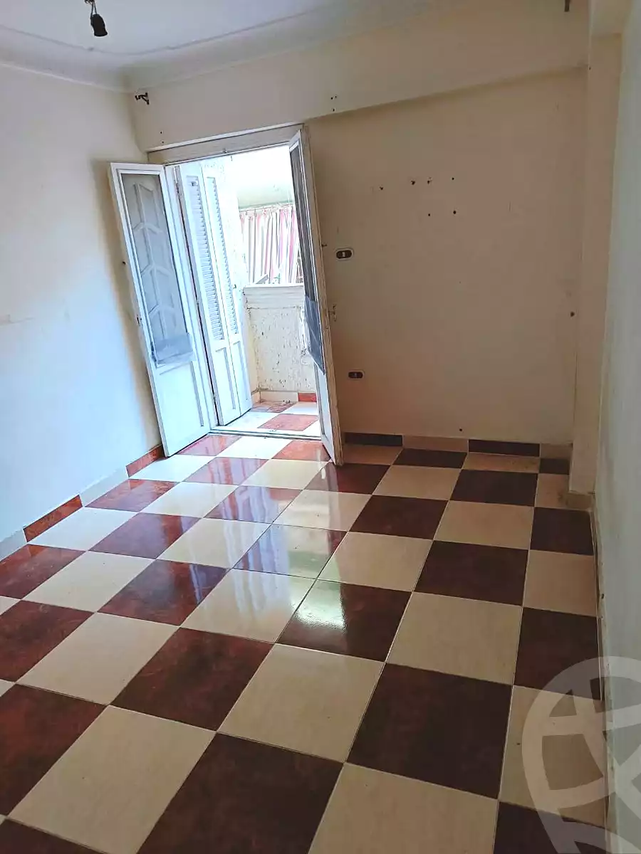 https://aqarmap.com.eg/en/listing/7101095-for-sale-alexandria-al-agamy-el-hanouvel-abo-bakr-el-sedeek-st