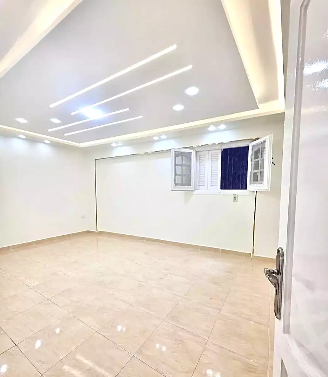 https://aqarmap.com.eg/en/listing/7101133-for-sale-alexandria-miami-mohammed-galal-hammad-st