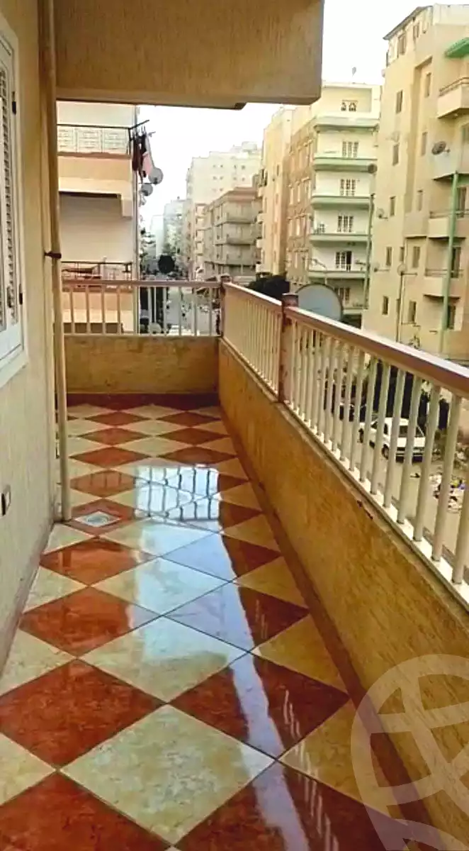 https://aqarmap.com.eg/ar/listing/7101306-for-sale-alexandria-al-agamy-shataa-el-nakheel-street-10