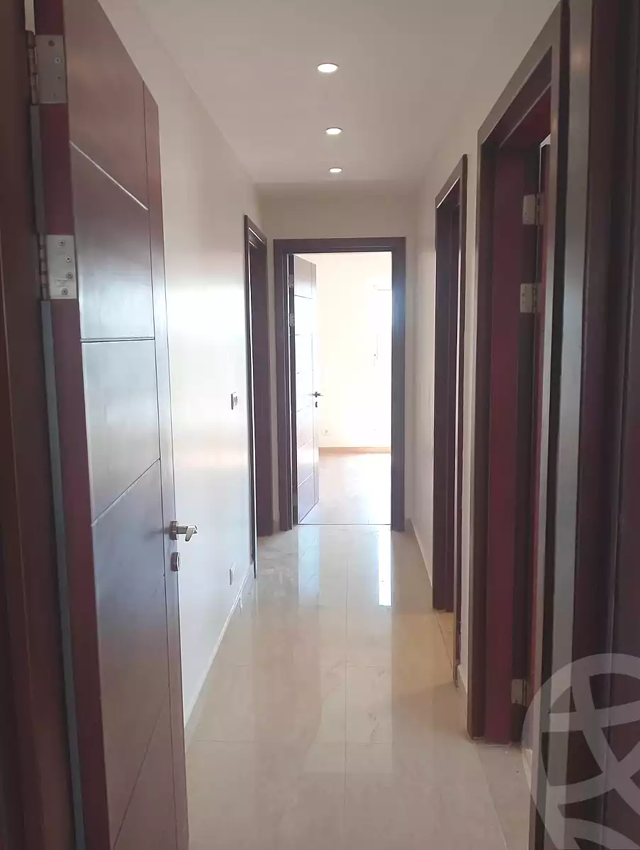 https://aqarmap.com.eg/ar/listing/7101393-for-rent-cairo-new-cairo-compounds-hyde-park-hpr-hyde-park