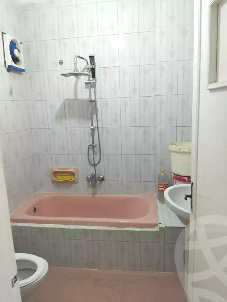 https://aqarmap.com.eg/en/listing/7101437-for-sale-alexandria-al-agamy-el-hanouvel
