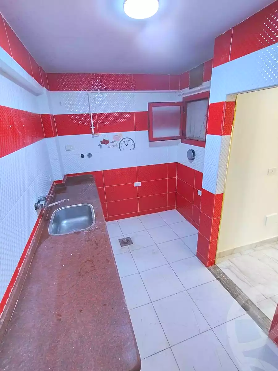 https://aqarmap.com.eg/en/listing/7101690-for-sale-alexandria-sydy-bshr-sydy-bshr-bhry-khalil-hamada-st