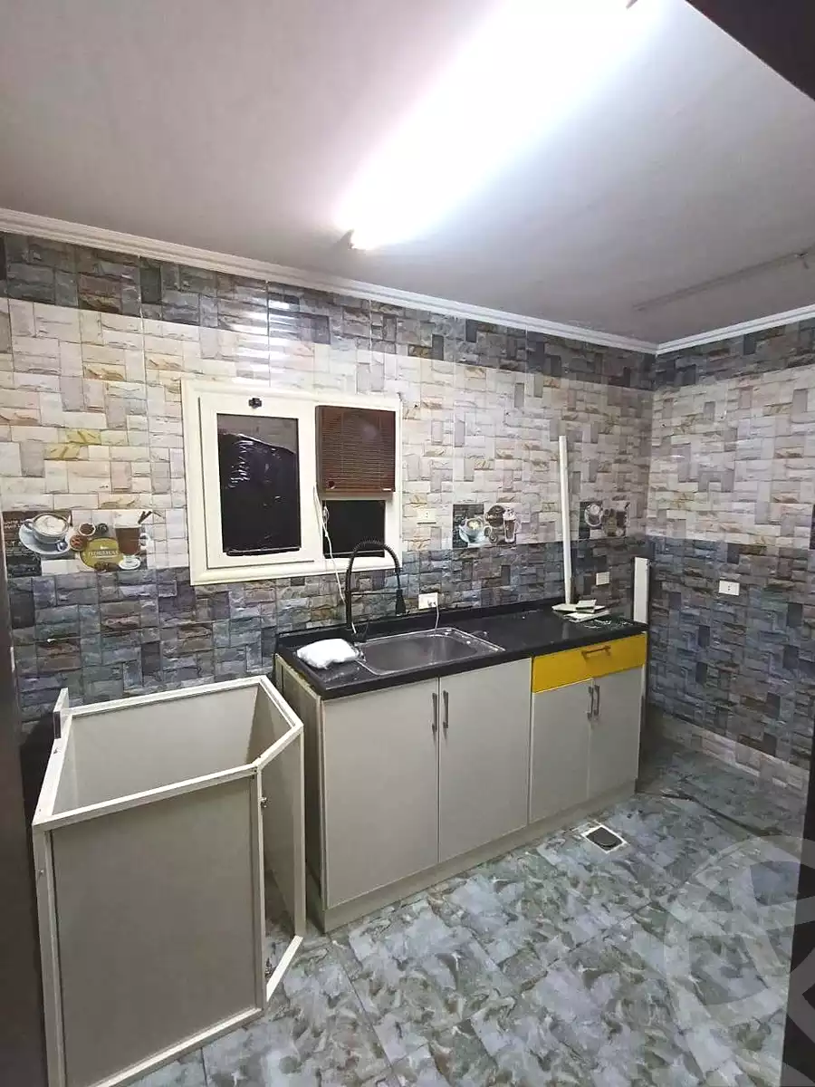 https://aqarmap.com.eg/en/listing/7102329-for-sale-cairo-helwan-ahmed-enci-st