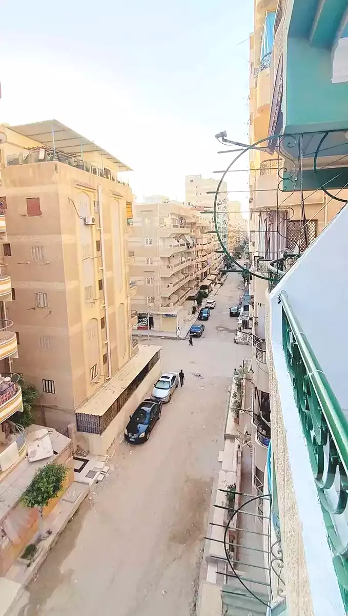 https://aqarmap.com.eg/ar/listing/7102331-for-sale-alexandria-al-agamy-shataa-el-nakheel