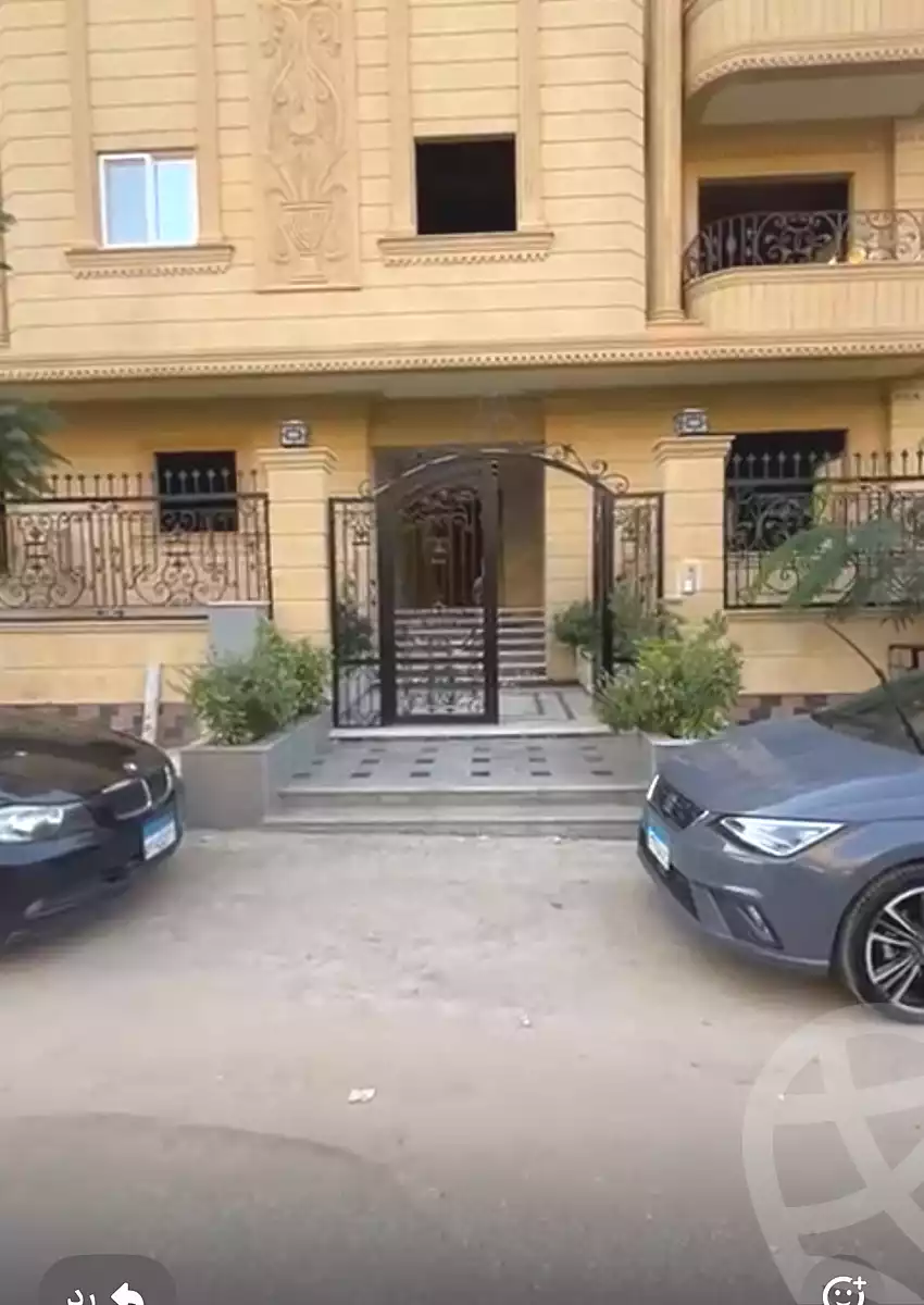 https://aqarmap.com.eg/ar/listing/7102485-for-sale-cairo-new-cairo-ganob-el-akadamiya-south-academy-a-abo-zarr-el-ghifari-st