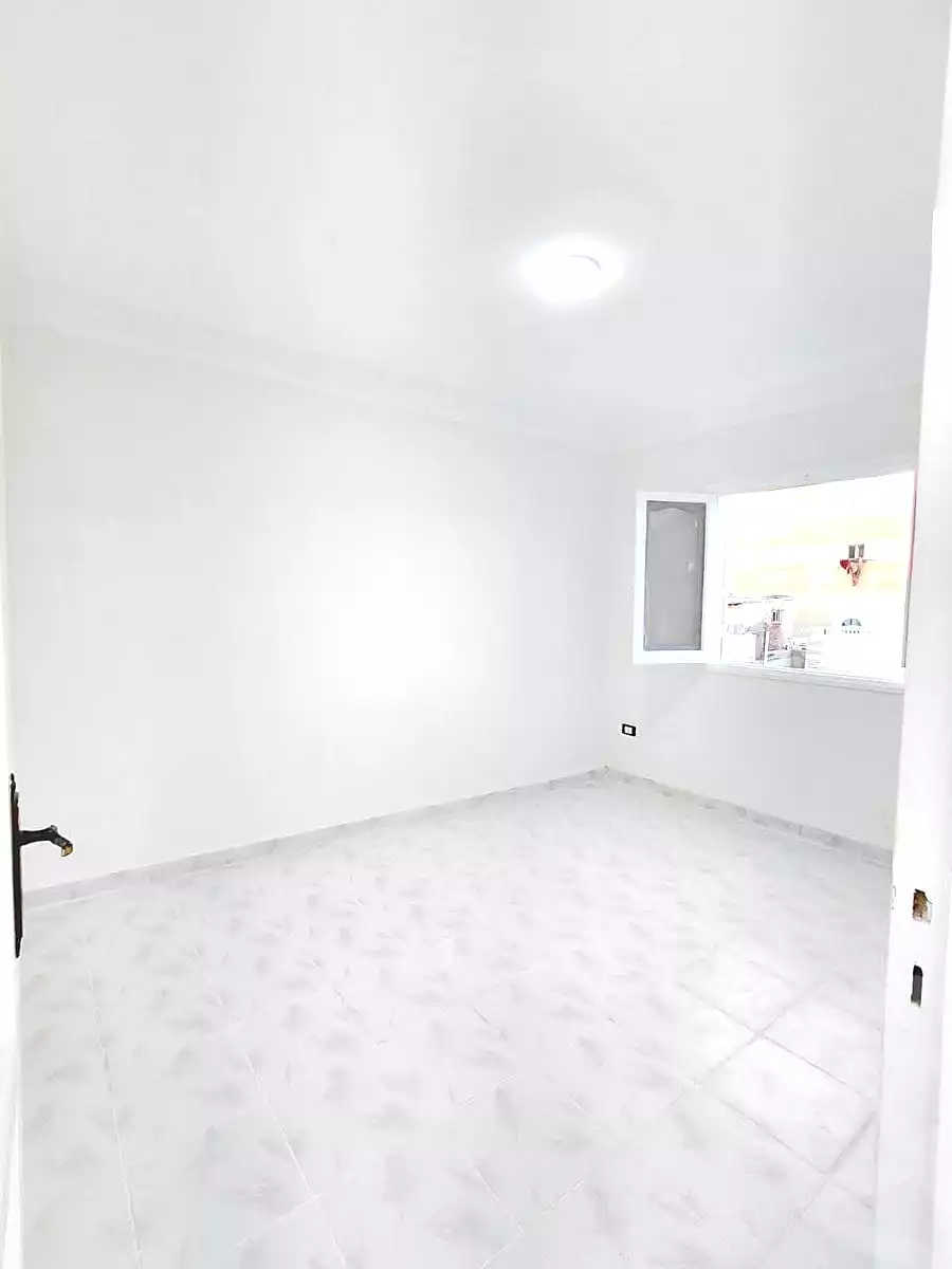 https://aqarmap.com.eg/ar/listing/7102719-for-sale-alexandria-al-agamy-shataa-el-nakheel