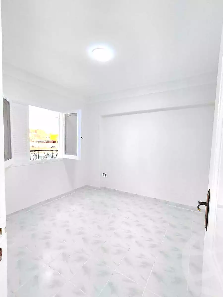 https://aqarmap.com.eg/ar/listing/7102719-for-sale-alexandria-al-agamy-shataa-el-nakheel
