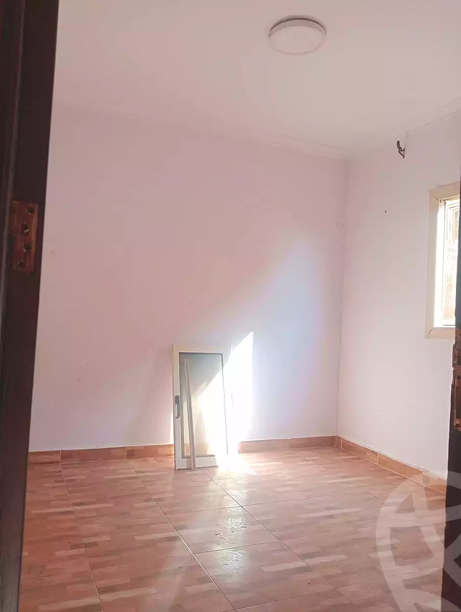 https://aqarmap.com.eg/ar/listing/7102747-for-sale-alexandria-al-agamy-lbytsh-el-hanafeya-st