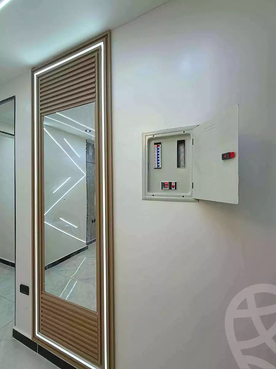 https://aqarmap.com.eg/ar/listing/7102800-for-sale-cairo-ain-shams-jsr-lswys