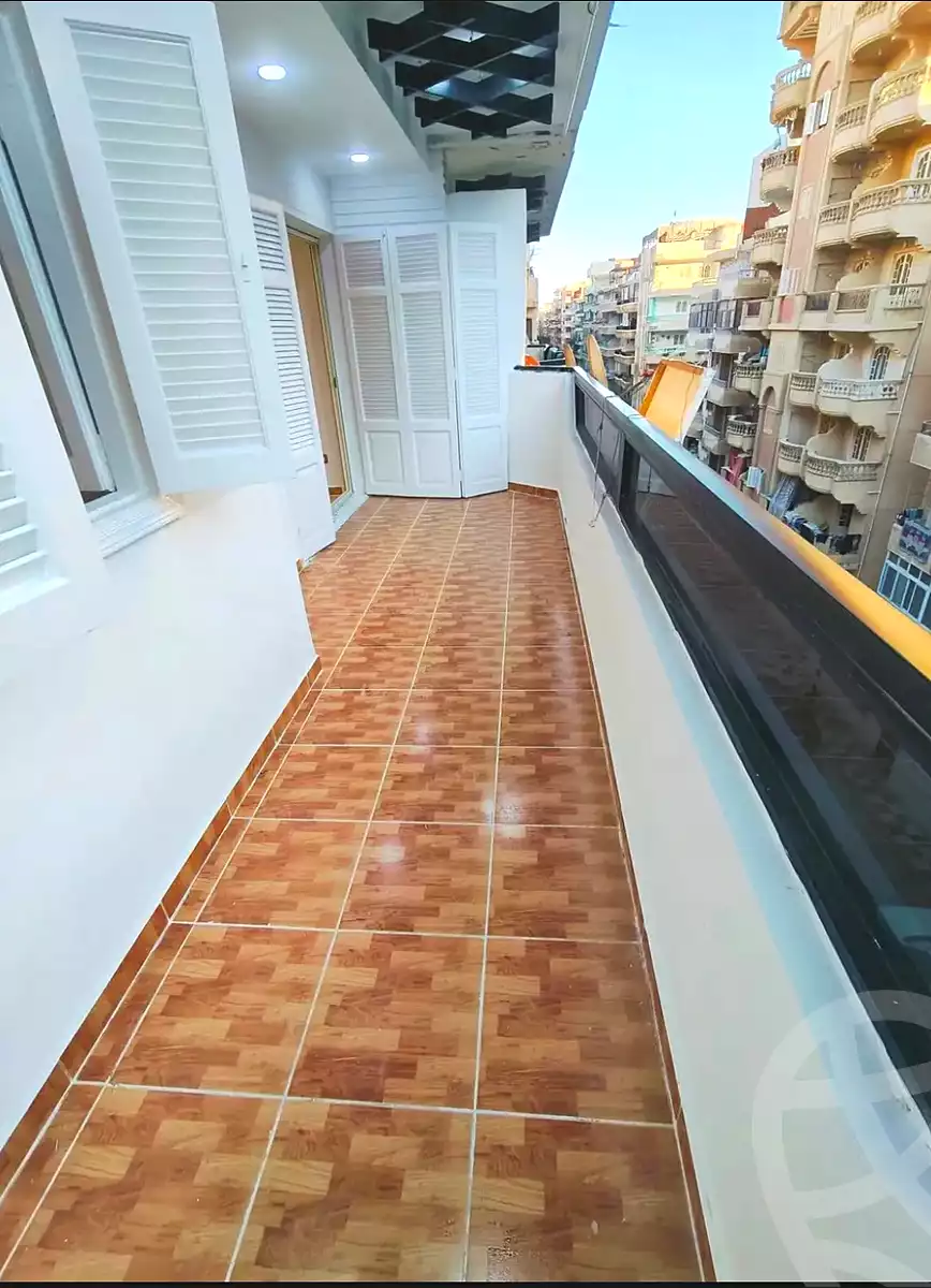 https://aqarmap.com.eg/ar/listing/7102854-for-sale-alexandria-al-agamy-shataa-el-nakheel