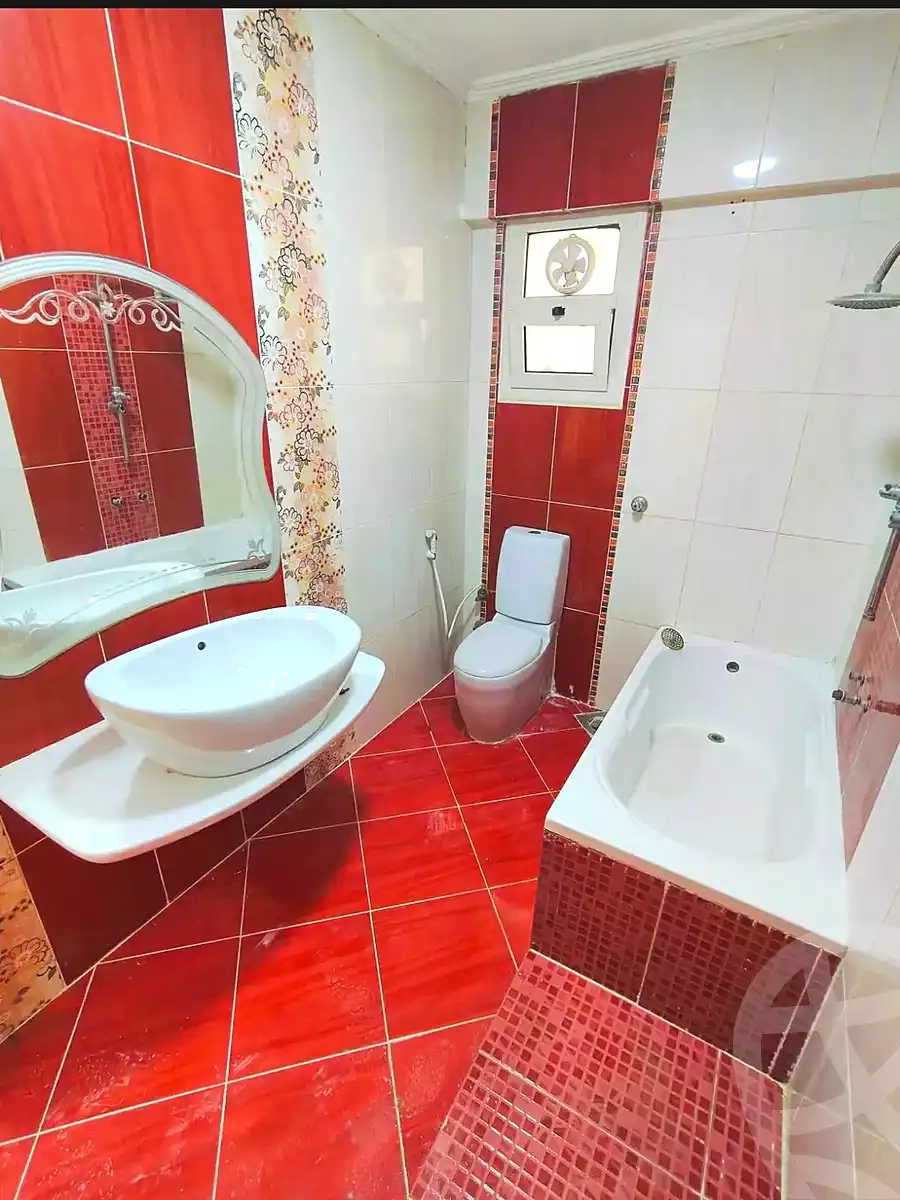 https://aqarmap.com.eg/ar/listing/7102854-for-sale-alexandria-al-agamy-shataa-el-nakheel