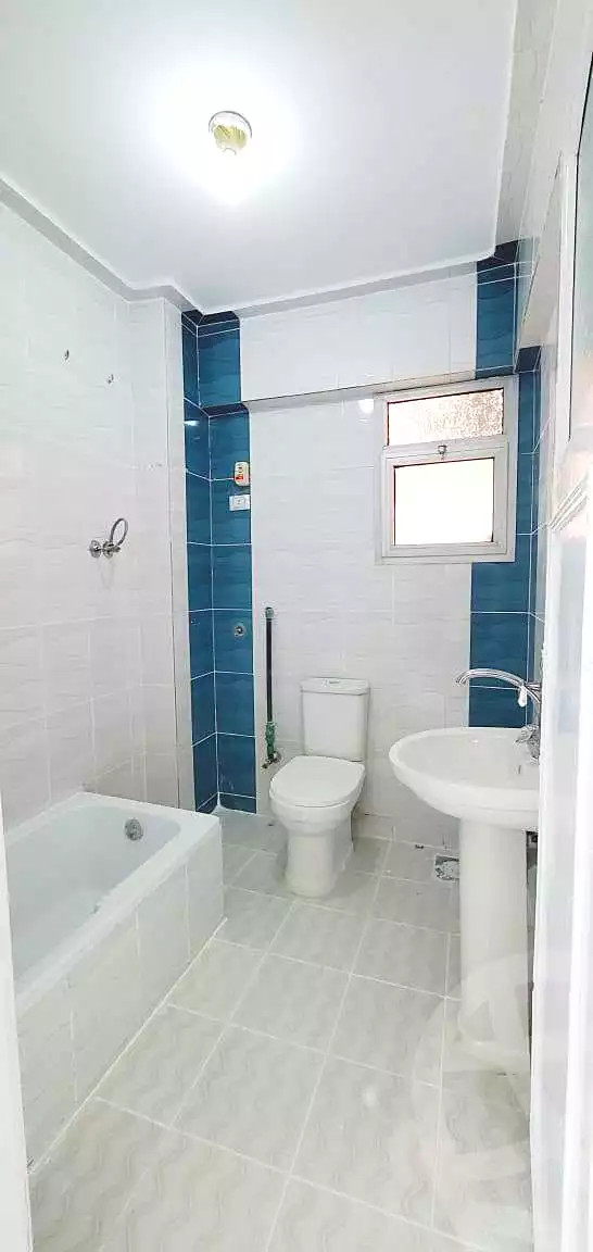 https://aqarmap.com.eg/ar/listing/7103040-for-sale-alexandria-al-agamy-shataa-el-nakheel-street-10